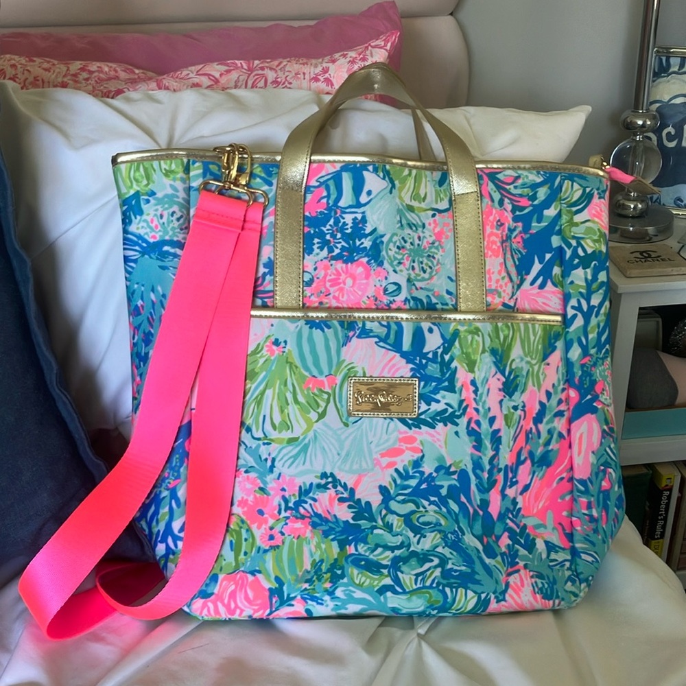 Lilly Pulitzer Crossbody Option Travel Tote
